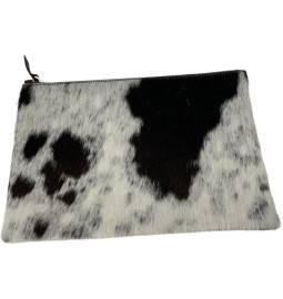 POCHETTE VACHE MOUCHETEE...