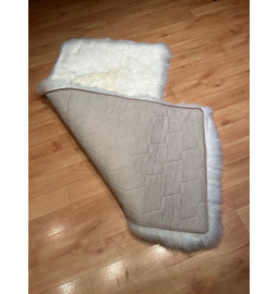 SHEEPSKIN BEDSIDE RUG
