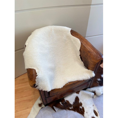 PEAU DE MOUTON BLANCHE FRISEE