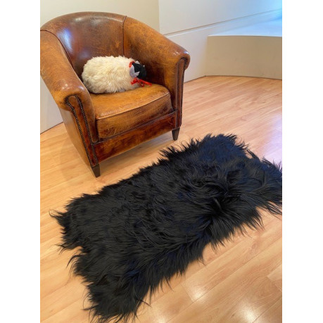 BEDSIDE RUG CHINA GOATSKIN LONG HAIR BEDSIDE RUG CHINA GOATSKIN LONG HAIR